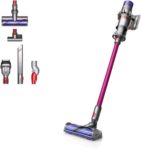 dyson V10 Extra Akku-Stielsauger nickel/fuchsia für 499 Euro