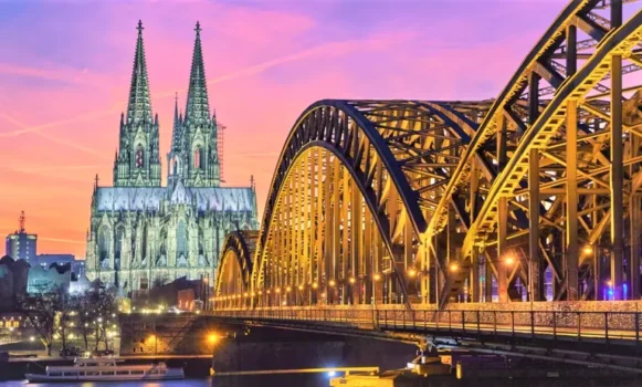 Köln: Übernachtung für Zwei inkl. Frühstück im 4* Hotel Pullman Cologne ab 91 Euro
